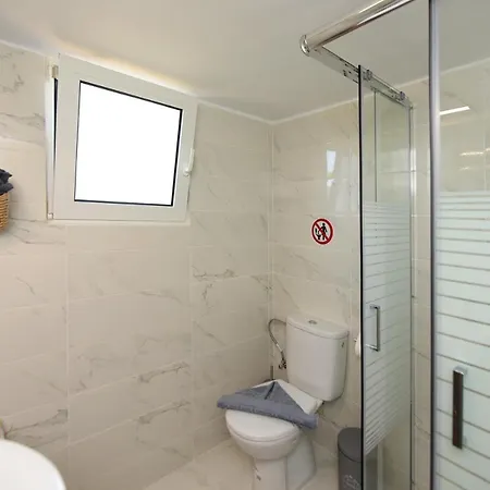 Alion House * עיר רודוס